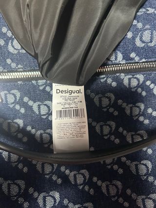 Bolso Desigual azul con estampado