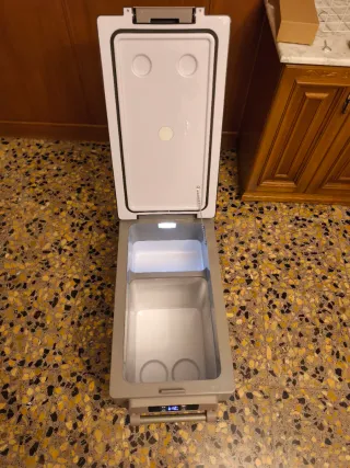 Nevera Camper VEVOR 45L