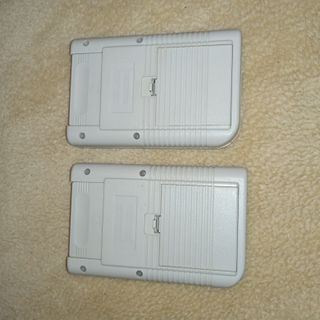 2 Consolas Game Child distinto juego