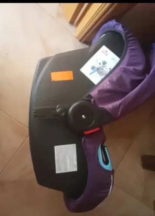 Maxi-cosi para coche color morado