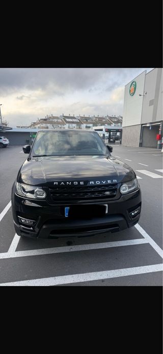 Land Rover Range Rover Sport.