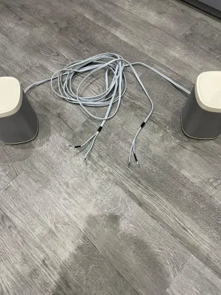 Altavoces Sonos pasivos.