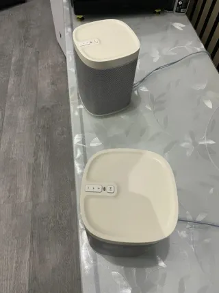 Altavoces Sonos pasivos.