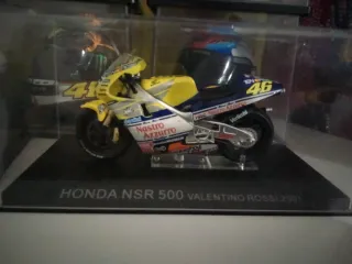 Modellini Moto Yamaha, Honda Rossi