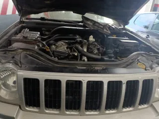 Panel frontal Jeep Grand Cherokee Laredo