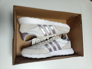 Zapatillas Adidas modelo Run 60s 2.0