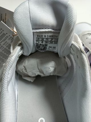 Zapatillas Adidas modelo Run 60s 2.0