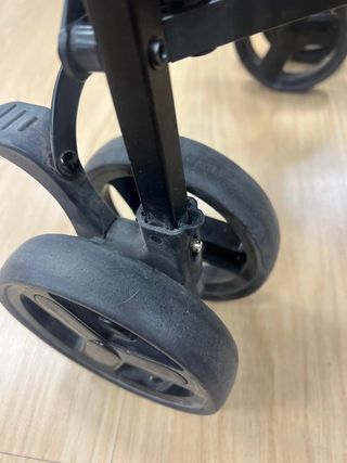 Lionelo Elia: Passeggino Leggero per Bambini fino a 15 kg, Pieghevole con Sedile Reclinabile, Capota XXL, 6-36 Mesi