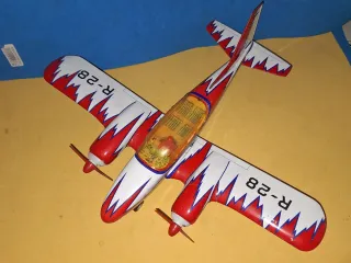 RICO Avioneta Piper Aztec Juguetes