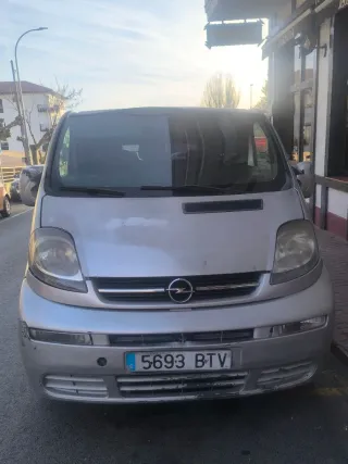 Opel Vivaro 2002