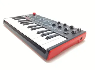 Akai MPK mini controlador MIDI