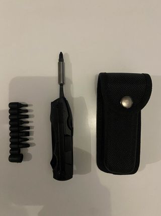 Herramienta Multifunción 13 en 1 Negra