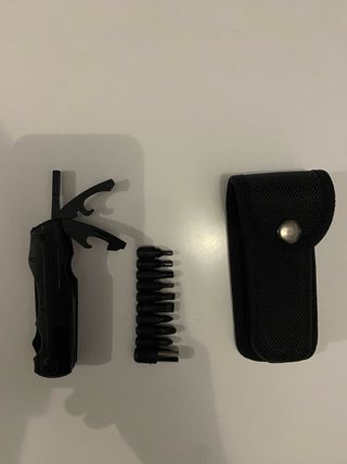 Herramienta Multifunción 13 en 1 Negra