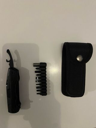 Herramienta Multifunción 13 en 1 Negra