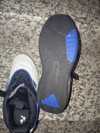 Zapatillas Baloncesto Adidas Blancas y negro