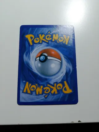 Carta Pokémon Gengar VMAX 320 HP Gigamax.