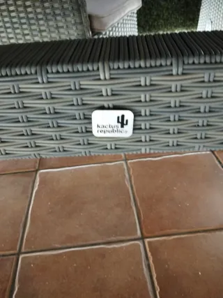 Mesa ratán gris exterior