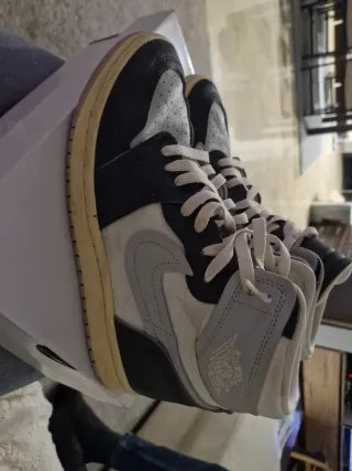 Nike Air Jordan 1 Gris Negro Blanco