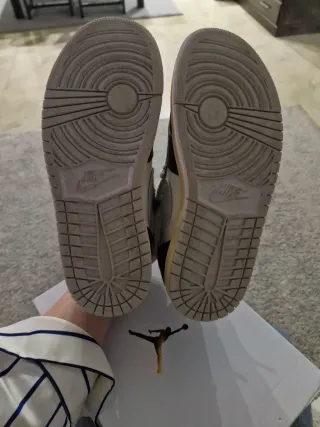 Nike Air Jordan 1 Gris Negro Blanco