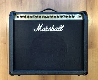 Amplificador Marshall Valvestate VS100