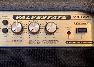 Amplificador Marshall Valvestate VS100