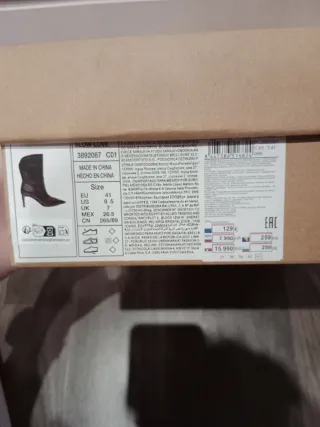 Botines piel Slowlove negros. Precio original 130€