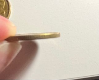 2 Monedas 1 Peseta República (doradas)