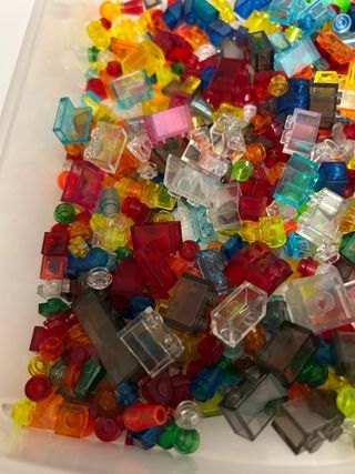 Lotto pezzi LEGO colorati trasparenti