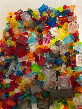 Lotto pezzi LEGO colorati trasparenti
