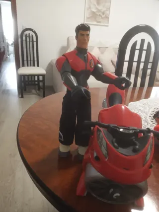 Action Man figura con moto