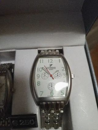 Set di 2 Orologi Stevenson Argento e Bianco