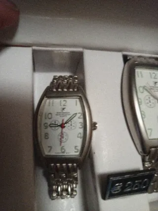 Set di 2 Orologi Stevenson Argento e Bianco