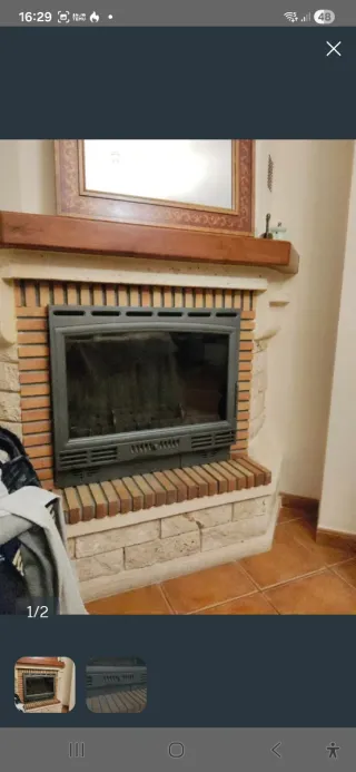Chimenea de piedra y madera