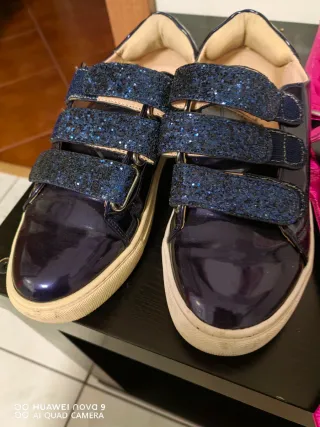Sapatilhas como novas. Usadas poucas vezes.