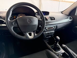 RENAULT MEGANE 1.9dCi 130CV MANUAL 5PT 5PZ