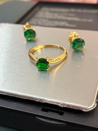 Anillo y Pendientes Oro 18k Esmeraldas Muzo