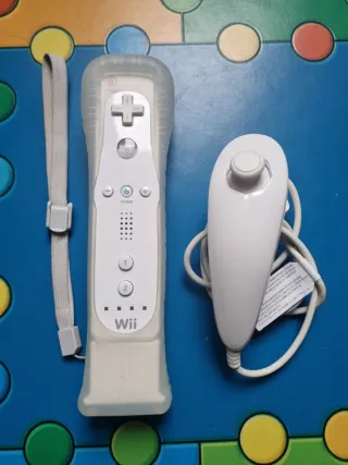 Mando Wii + Nunchuk Nintendo