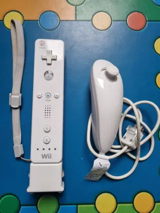 Mando Wii + Nunchuk Nintendo