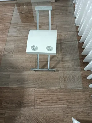 Mesa centro cristal patas madera cómo nueva