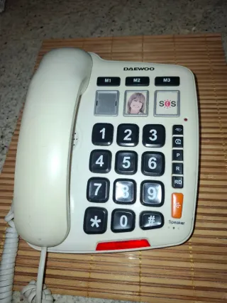 Teléfono fijo Daewoo teclas grandes