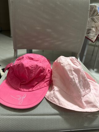 Cappellini estivi rosa Decathlon e Prenatal