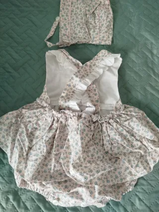 Vestido y gorrito bebé niña 3 meses