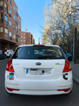 KIA Ceed 2011