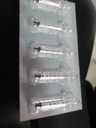 Pluma de Ácido Hialurónico