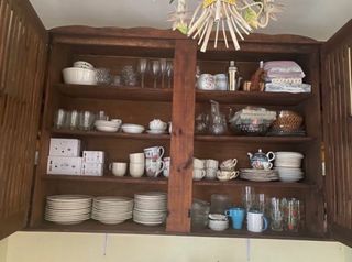 Alacena de pino rústica