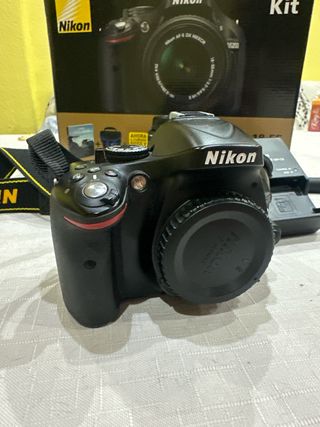 Nikon D5200 Kit Cámara Digital