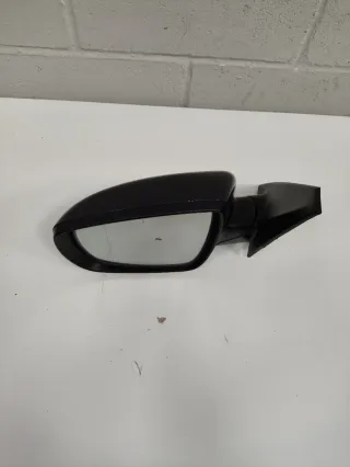 Espejo retrovisor izquierdo Kia Carens 4 de 2016