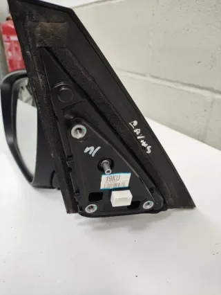 Espejo retrovisor izquierdo Kia Carens 4 de 2016