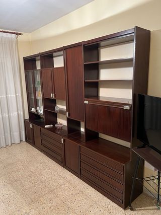 Mueble Comedor Vitrina y Bar