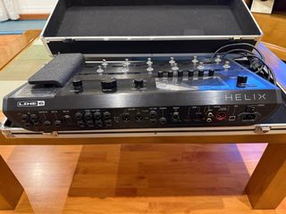 Line 6 Helix Floor Pedalera Guitarra